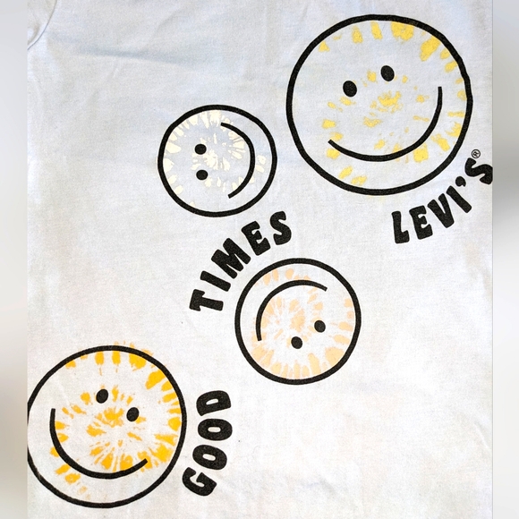 Levi's Smiley Faces "Good Times" Graphic Tee - Picture 2 of 10
